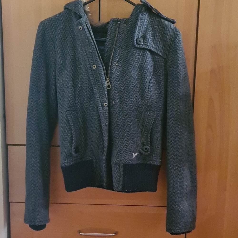 American eagle bomber jacket with fur (size S)